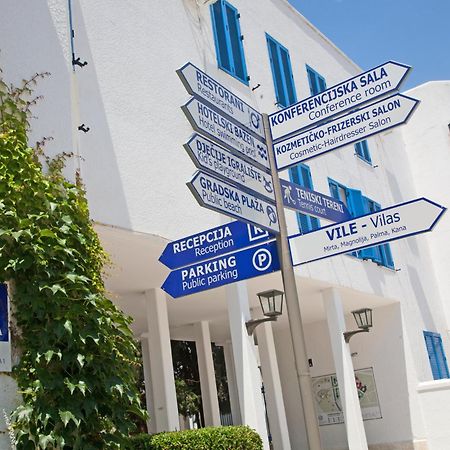 Hotel Slovenska Plaza Lux بودفا المظهر الخارجي الصورة